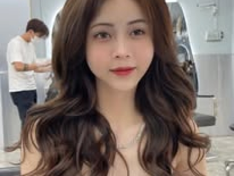 Mẫu Tóc Uốn