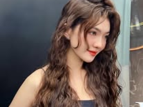 Mẫu Tóc Uốn