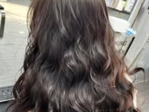 Mẫu Tóc Uốn