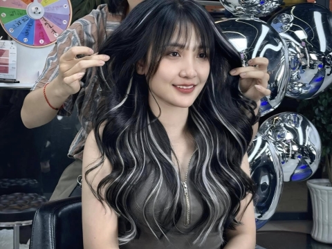 Tóc Highlight Bạc 