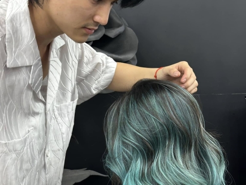Tóc Highlight Bạc 