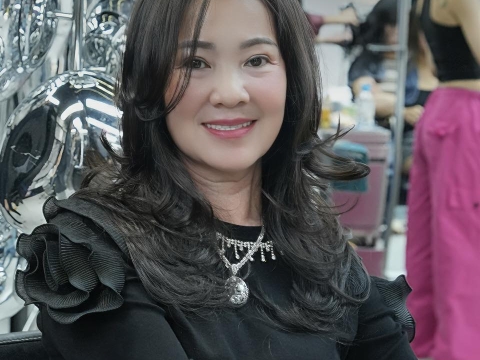 Tóc Trung Niên 