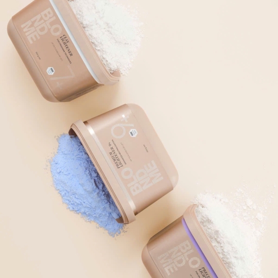 Bột tẩy nâng sáng màu tóc blondme