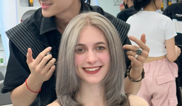 Dặm chân tóc và highlight tại Linh Đỗ Hair Salon Thủ Dầu Một